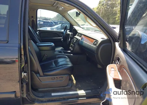 2007 Chevrolet Avalanche 1500 Ltz из США, поврежденный, VIN 3GNEC12097G160200